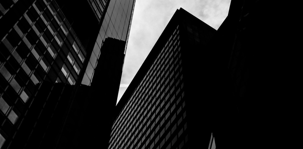 Schattenpolitik: Scheitert die Transformation?