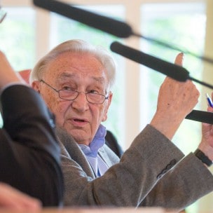 Egon BAHR.
28.bis 30.06.2013, evangelische Akademie, Politischer Club,
Tutzing, Deutschland, [ F  o t  o / C r e d i t :  O r y k  H A I S T , Tel: 0172-8913335, www.fotohaist.de], [D]