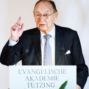 Zum Tod von Bundesaußenminister a.D. Hans-Dietrich Genscher