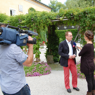 TV-Interview mit Akademiedirektor Udo Hahn