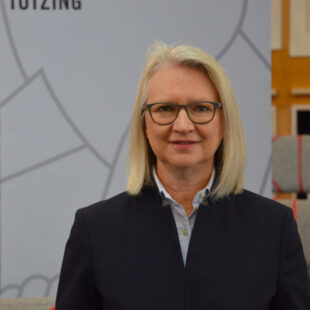 Monika Schnitzer im Rotunde Talk der Evangelischen Akademie Tutzing (Februar 2021)