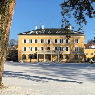 Schloss Tutzing (Sitz der Evangelischen Akademie Tutzing) im Winter. Foto: ma/eat archiv