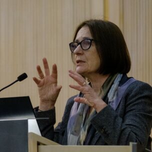 Irina SCHERBAKOWA, Germanistin, Kulturwissenschaftlerin, Historikerin und Buergerrechtlerin, Gruendungsmitglied der ersten sowjetischen Nichtregierungsorganisation „Memorial“, Tel Aviv.
Jubilaeumstagung der Evangelischen Akademie Tutzing.
Thema: 'Imagine - Impulse fuer eine bessere Welt', am 23.09.2022, in Tutzing, E V A N G E L I S CH E  A K A D E M I E  T U T Z I N G, Deutschland.
Quelle / Copyright / Credit : Oryk HAIST