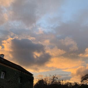 Januarhimmel über Schloss Tutzing. Foto: Angelika Mrozek-Abraham