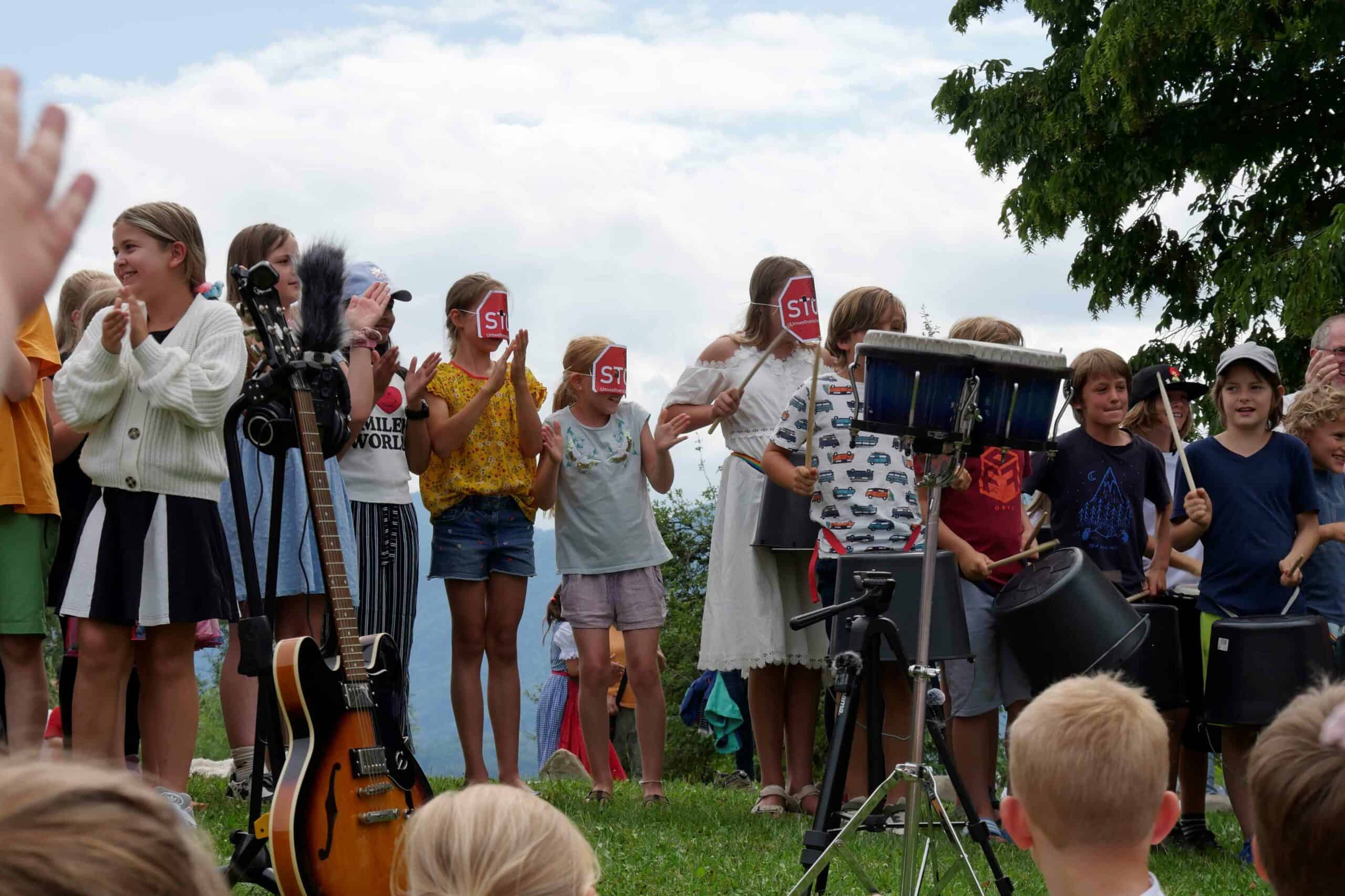 Grundschule Murnau Sommerfest mit Kindersong