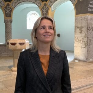 Kanzelrednerin Verena Bentele am 26.10.2025 in der Münchner Erlöserkirche.